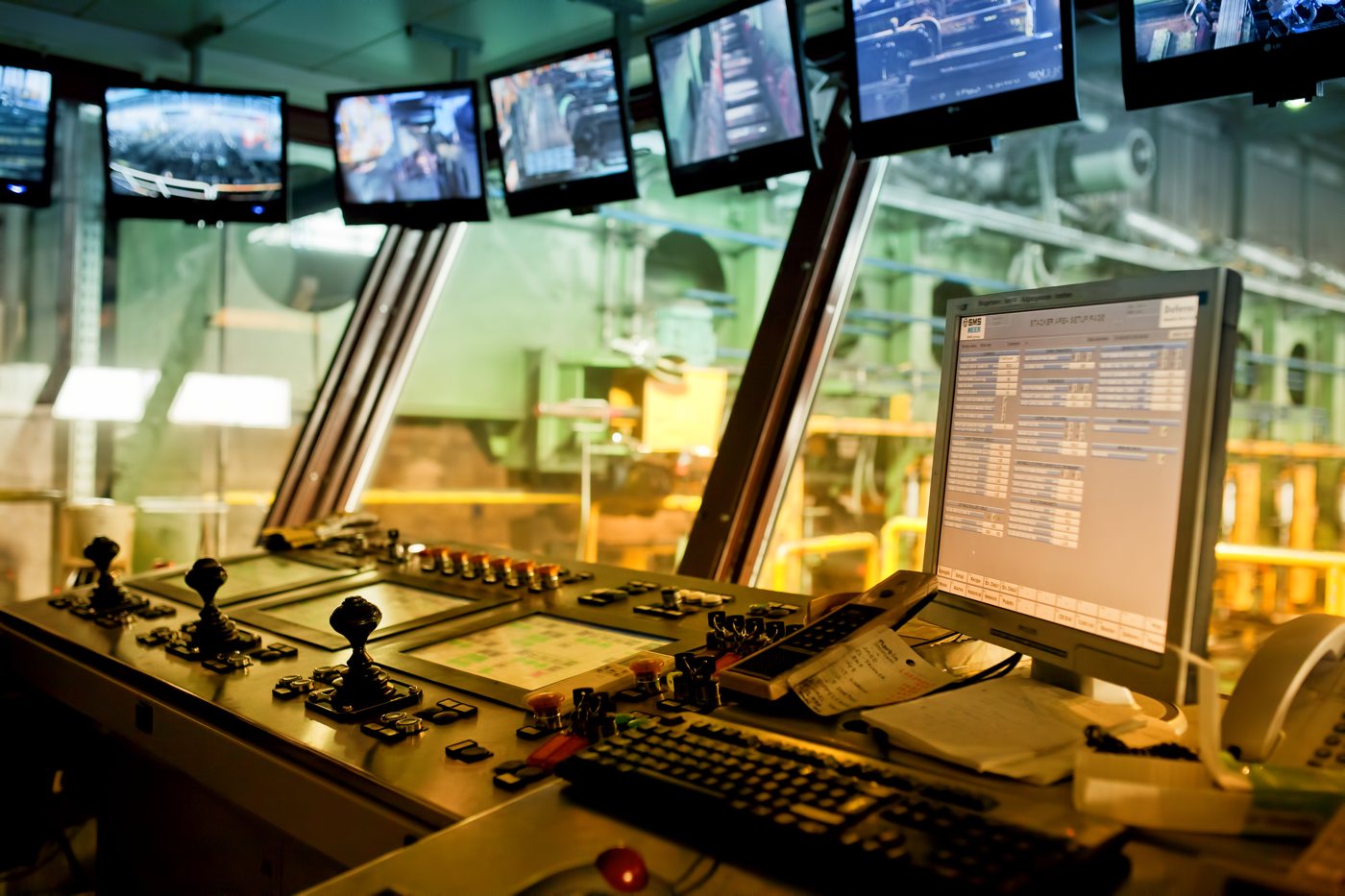 Stacker control pulpit